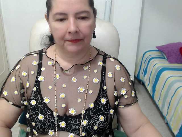 leonela-68