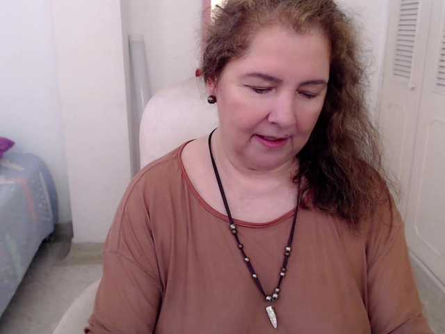 leonela-68