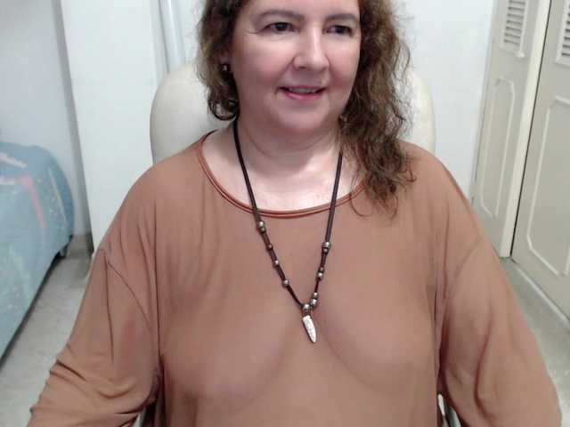 leonela-68