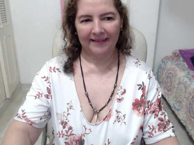 leonela-68
