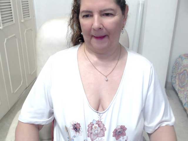 leonela-68