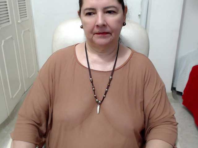 leonela-68