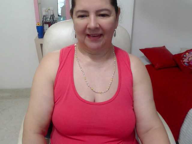 leonela-68 live cam on BongaCams