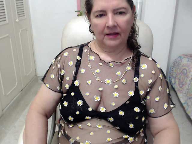 leonela-68