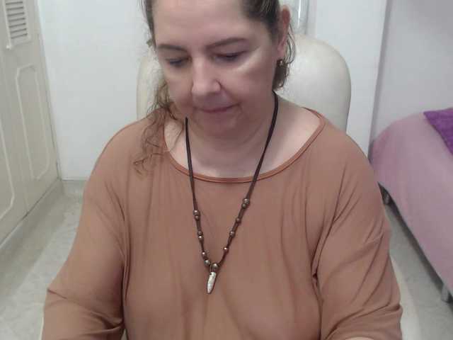 leonela-68