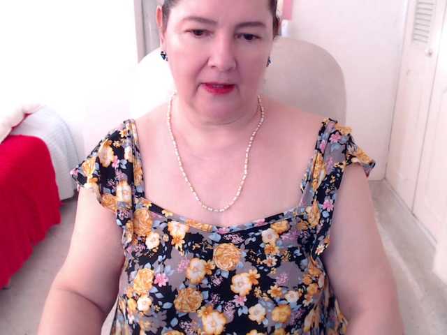 leonela-68