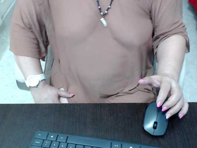 leonela-68