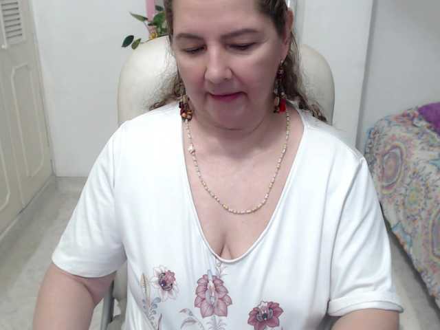 leonela-68