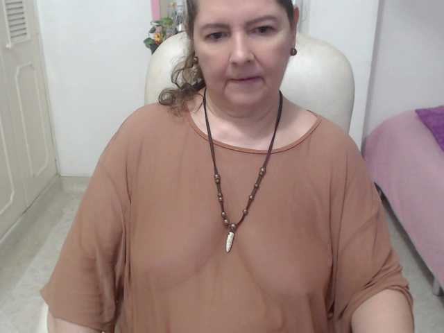 leonela-68