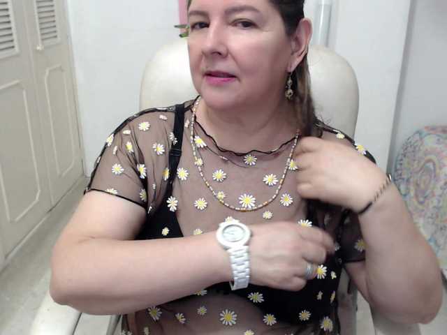 leonela-68