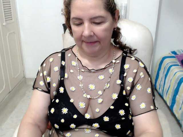 leonela-68