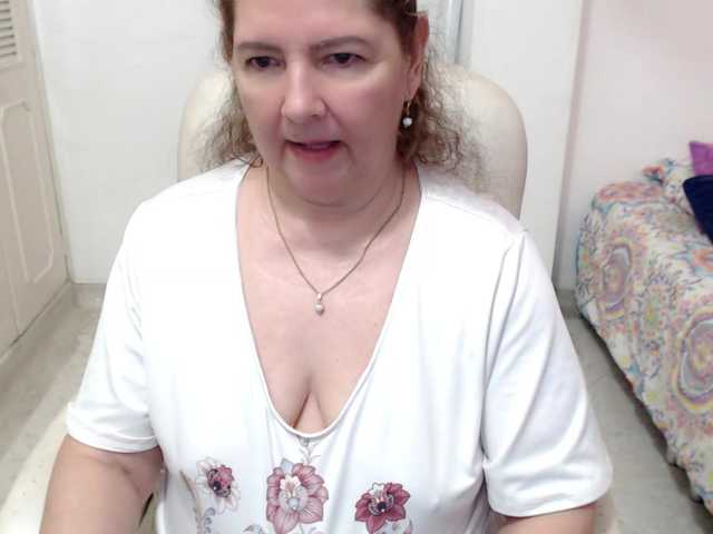 leonela-68