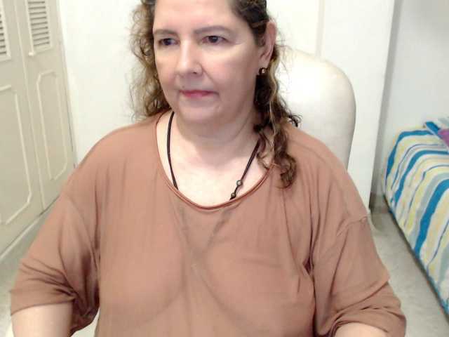 leonela-68