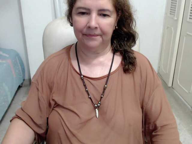 leonela-68
