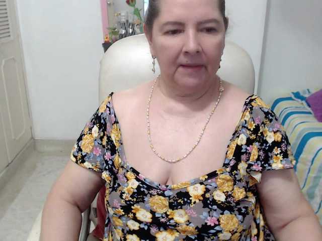 leonela-68