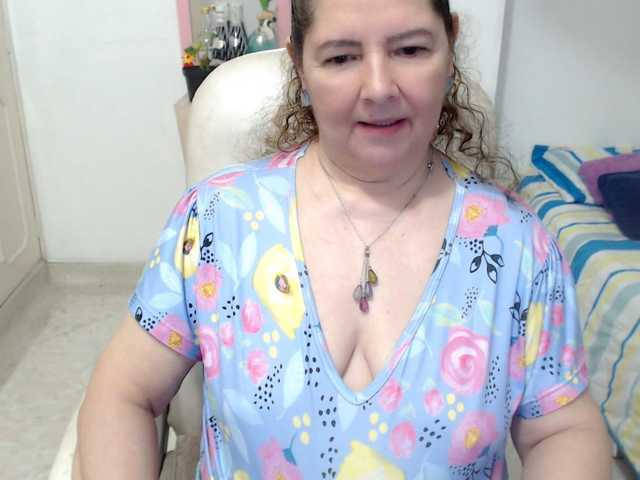 leonela-68 webcam bongacams model stream image