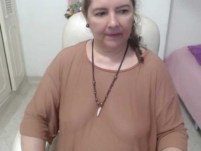 leonela-68