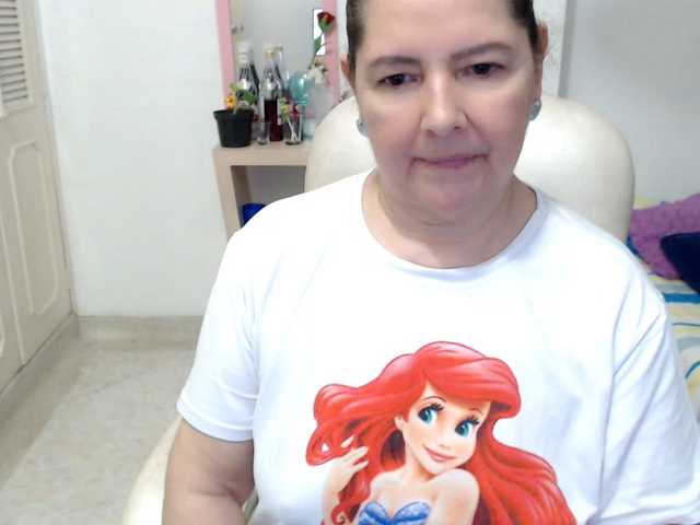 leonela-68
