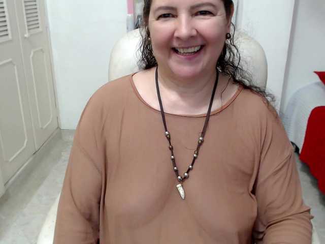 leonela-68