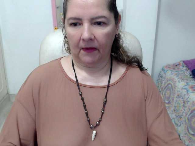 leonela-68