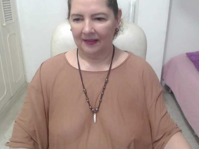 leonela-68