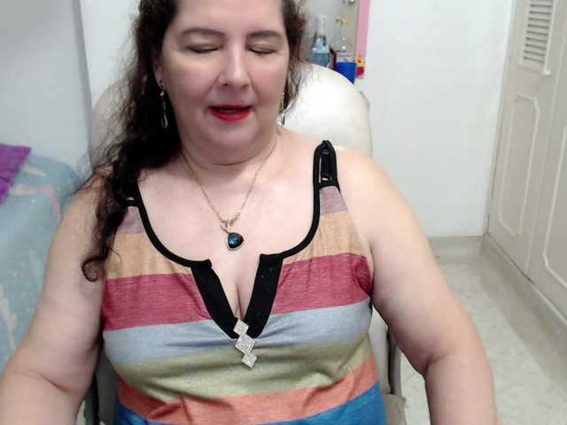 leonela-68