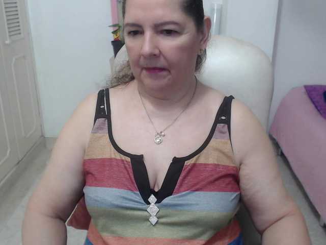 leonela-68