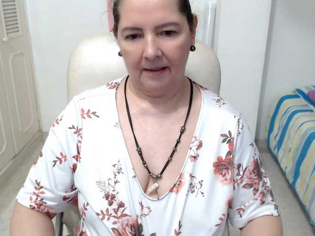 leonela-68