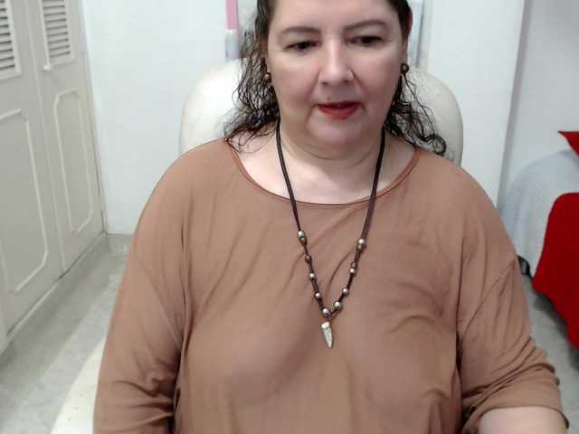 leonela-68
