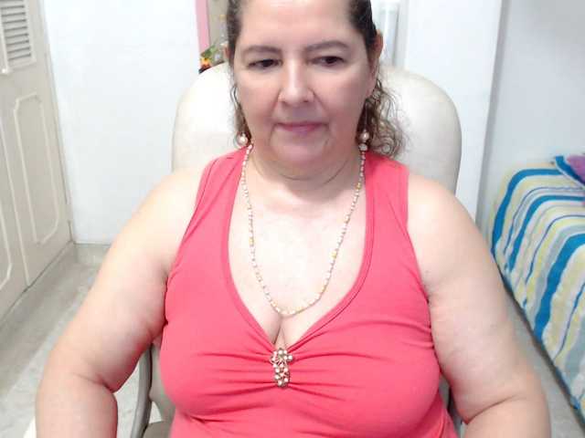 leonela-68 live cam preview