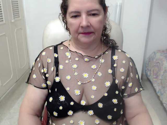 leonela-68
