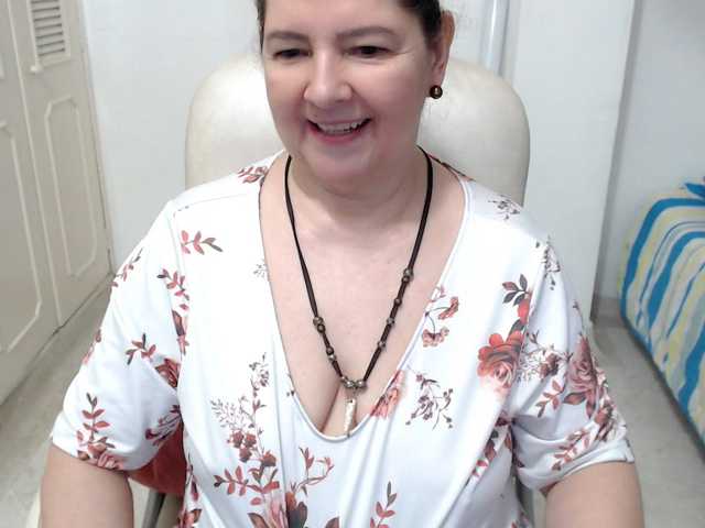 leonela-68