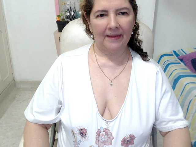 leonela-68