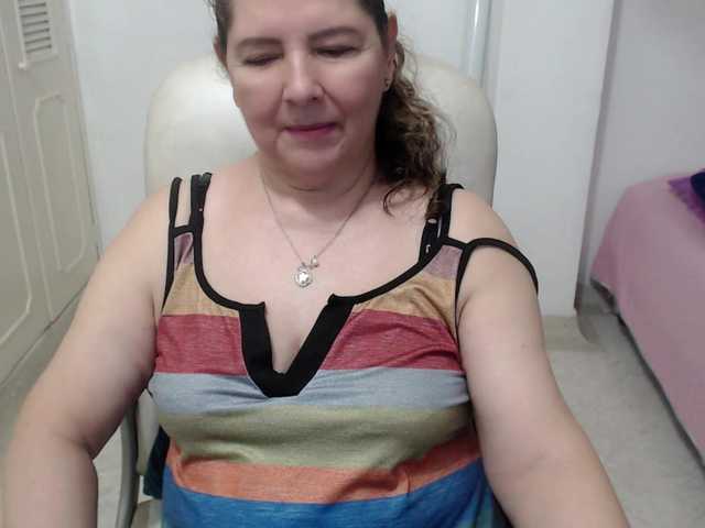 leonela-68