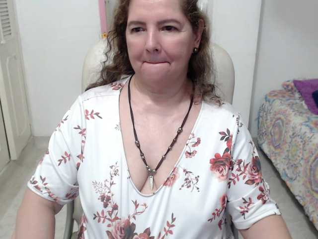 leonela-68