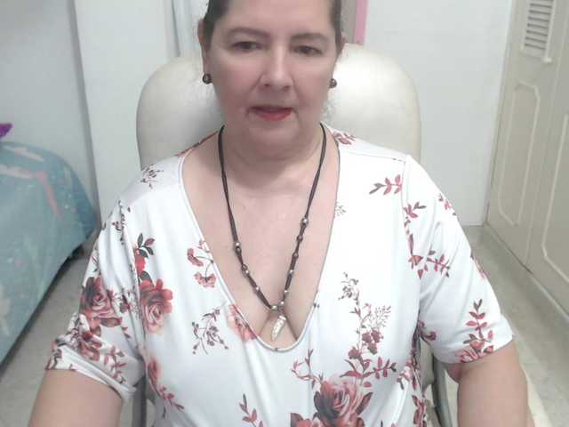 leonela-68
