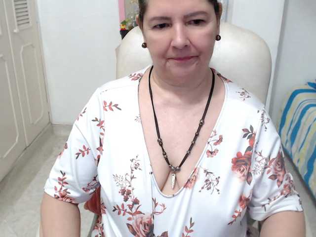 leonela-68
