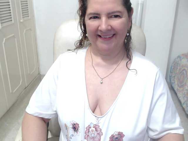 leonela-68