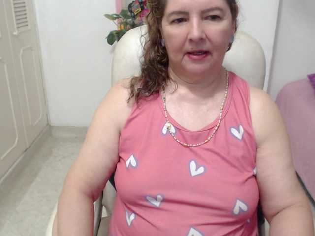 leonela-68 live cam