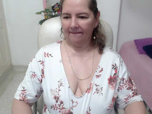 leonela-68