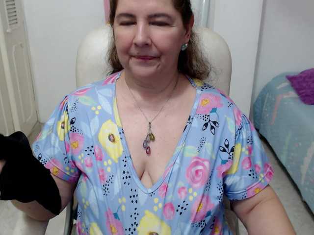 leonela-68