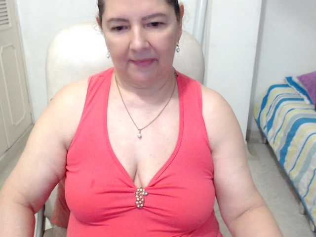 leonela-68 webcam bongacams model stream image