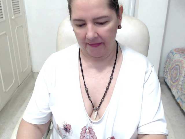 leonela-68
