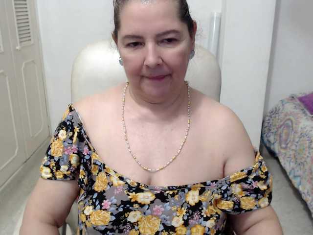 leonela-68