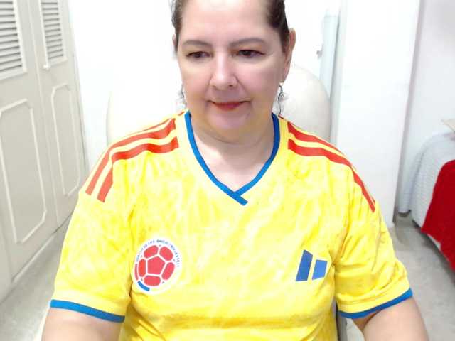 leonela-68
