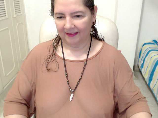 leonela-68