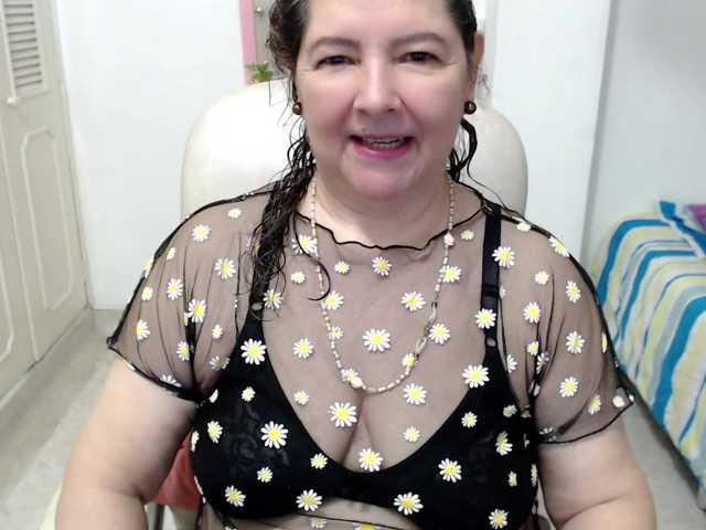 leonela-68