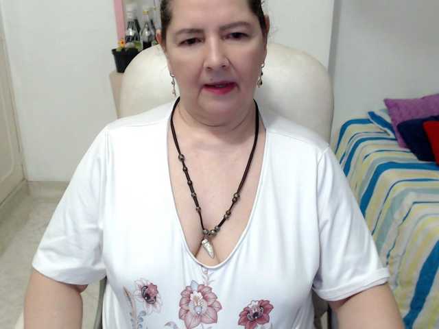 leonela-68