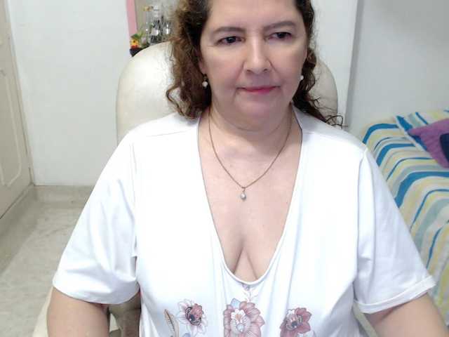 leonela-68 live cam preview