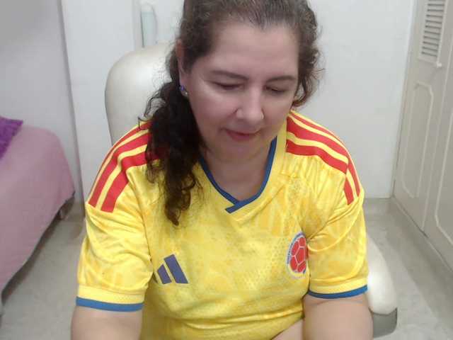 leonela-68